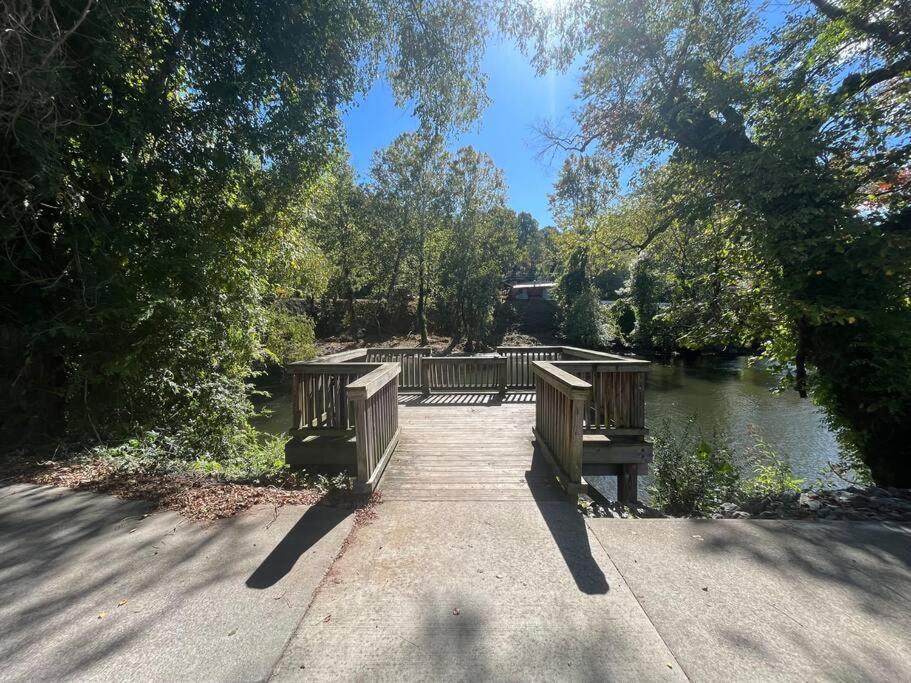 The Fishing Hole #4 Near Town Apartment Bryson City Bagian luar foto