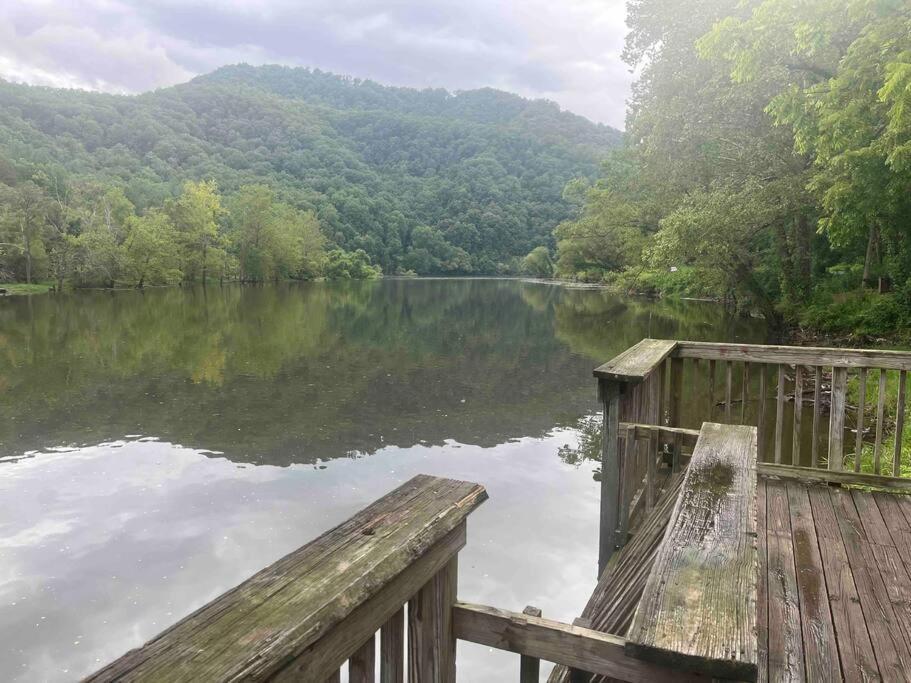 The Fishing Hole #4 Near Town Apartment Bryson City Bagian luar foto