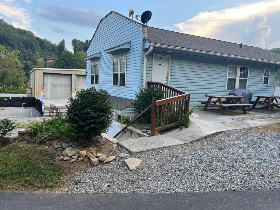 The Fishing Hole #4 Near Town Apartment Bryson City Bagian luar foto